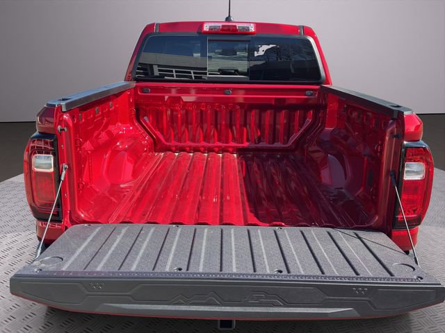 New 2026 GMC Canyon Elevation w/ LPO, Black Badging Package image 24