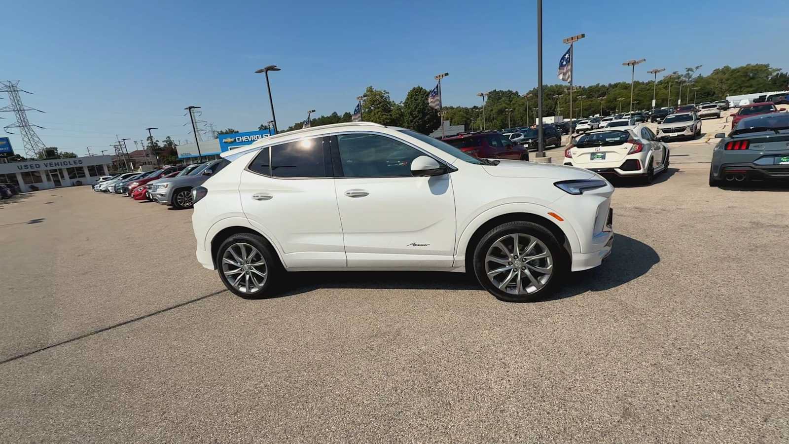Certified 2025 Buick Encore GX Avenir w/ Avenir Technology Package AWD/4WD image 9