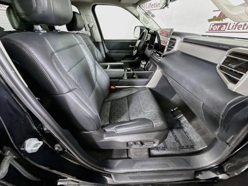 Used 2023 Toyota Tundra Limited AWD/4WD image 30