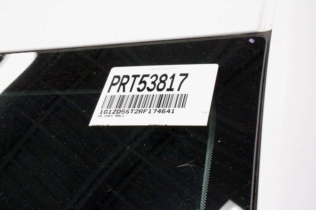 Used 2024 Chevrolet Malibu LT image 32