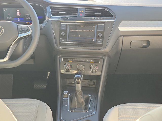 Certified 2022 Volkswagen Tiguan S image 4