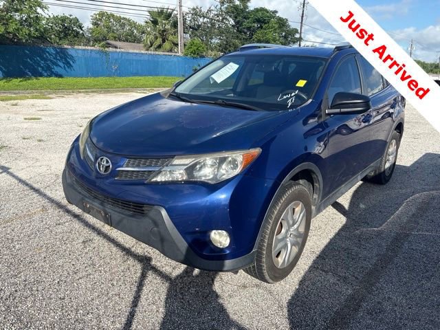 Used 2015 Toyota RAV4 LE FWD image 1