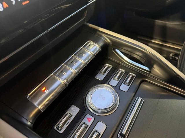 Certified 2024 Lincoln Nautilus Reserve image 28