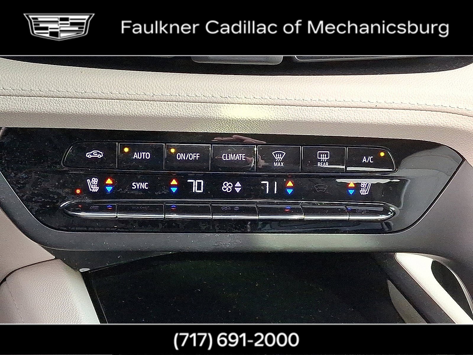 Used 2023 Buick Envision Avenir image 17