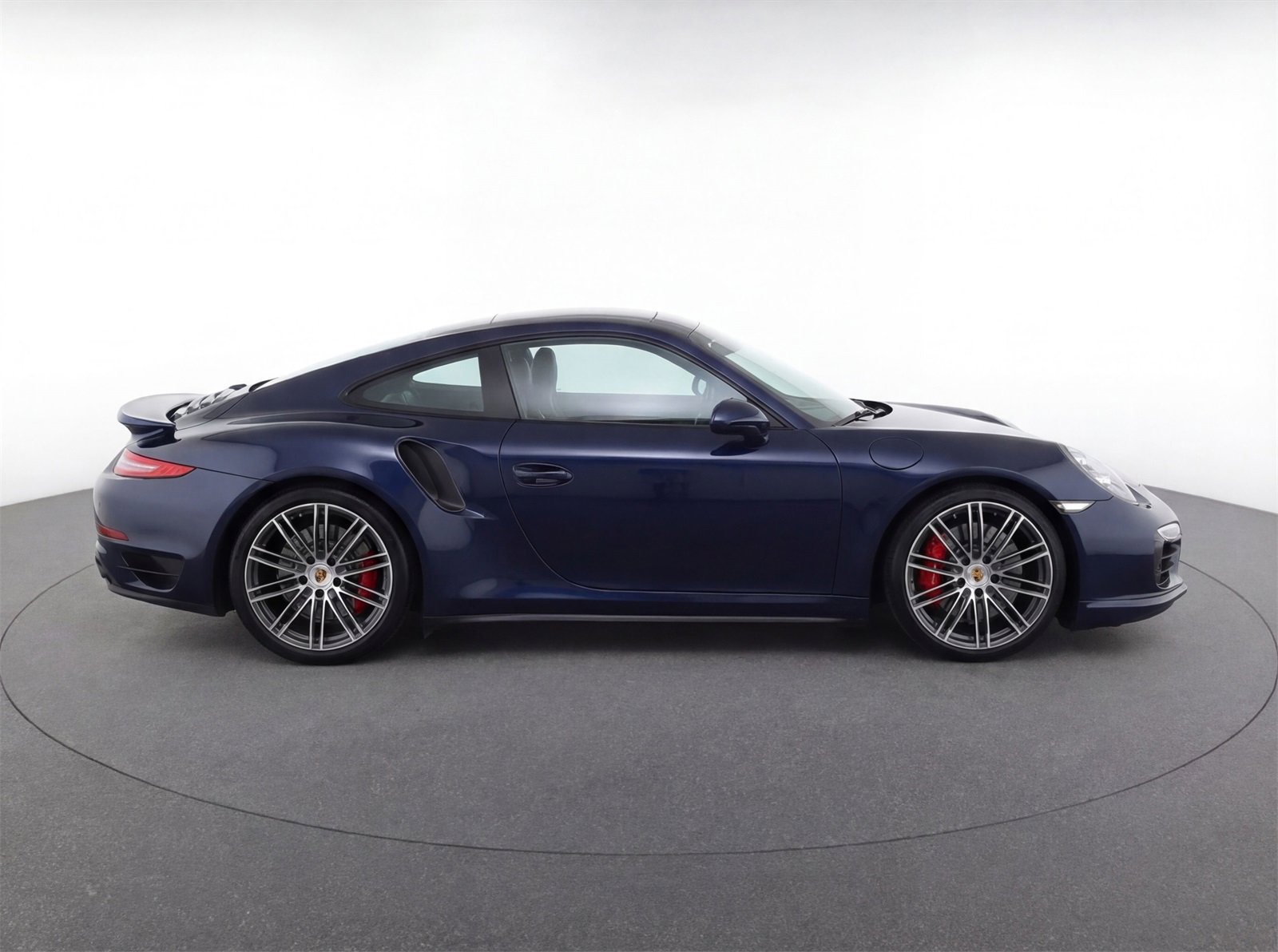 Certified 2018 Porsche 911 Turbo image 8