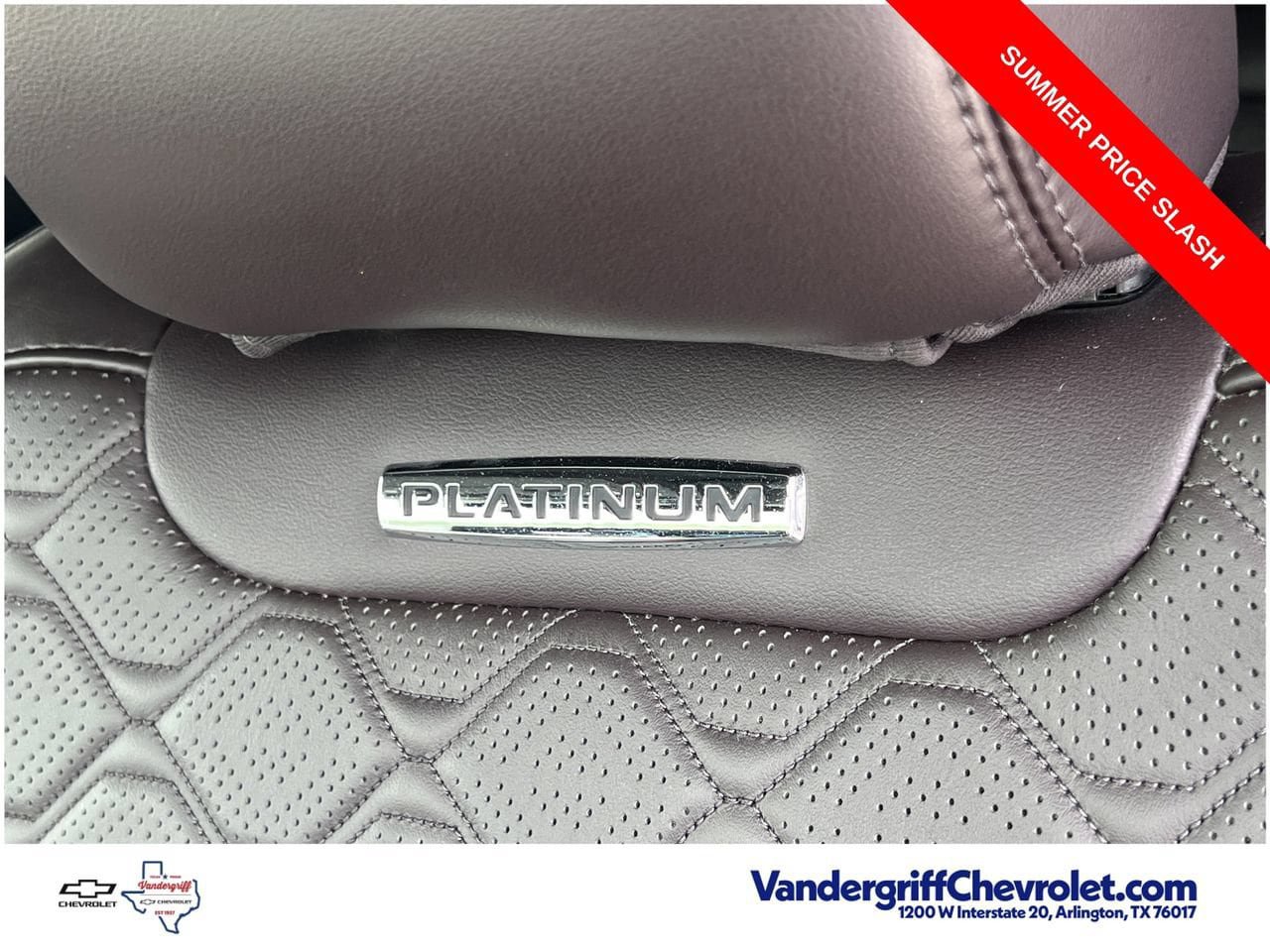 Used 2025 Ford Explorer Platinum w/ LUX Leather Package AWD/4WD image 18