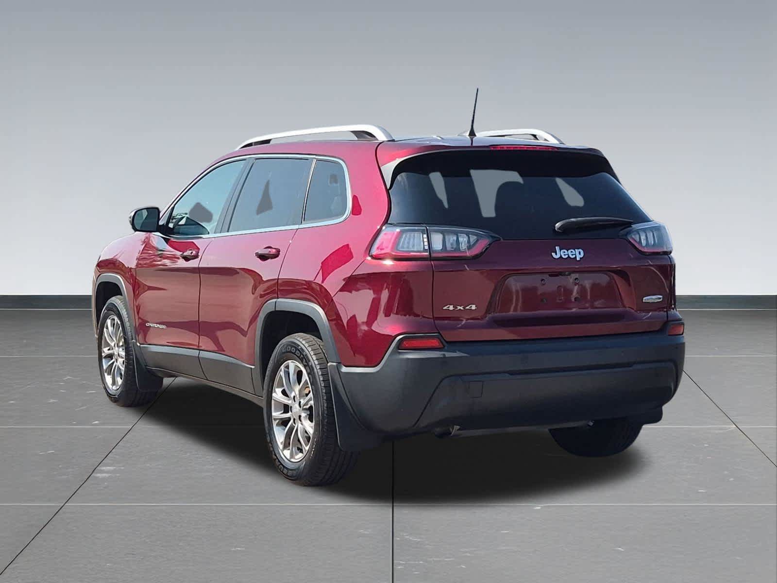 Used 2019 Jeep Cherokee Latitude Plus w/ Comfort/Convenience Group AWD/4WD image 4