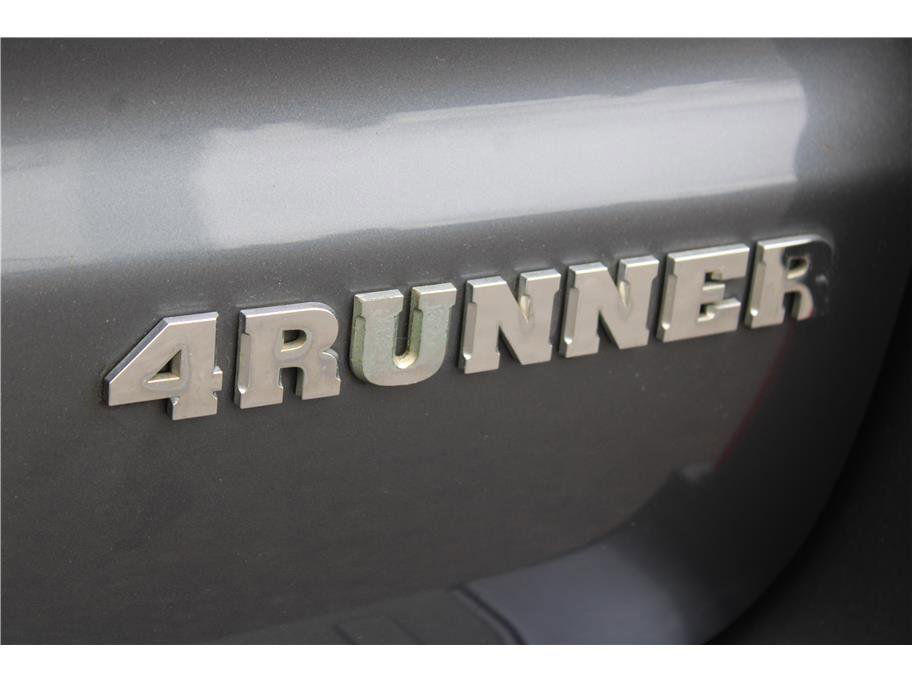 Used 2004 Toyota 4Runner Sport AWD/4WD image 31