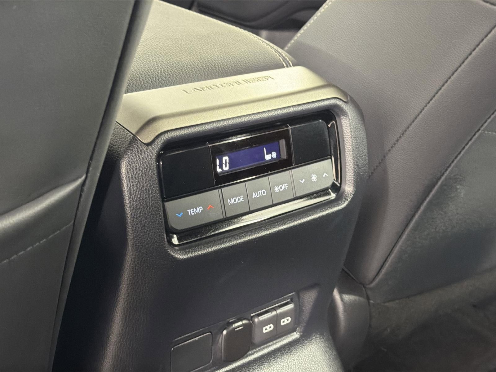 Used 2024 Toyota Land Cruiser w/ Premium Package image 29