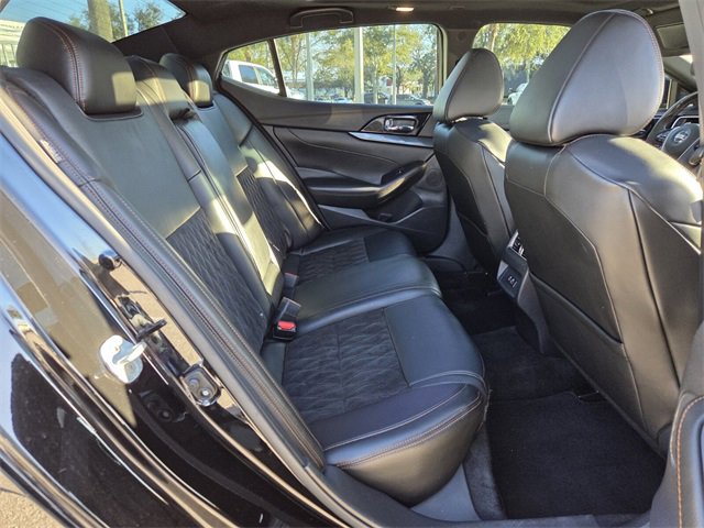 Used 2022 Nissan Maxima SR w/ Sport Mat Group image 18