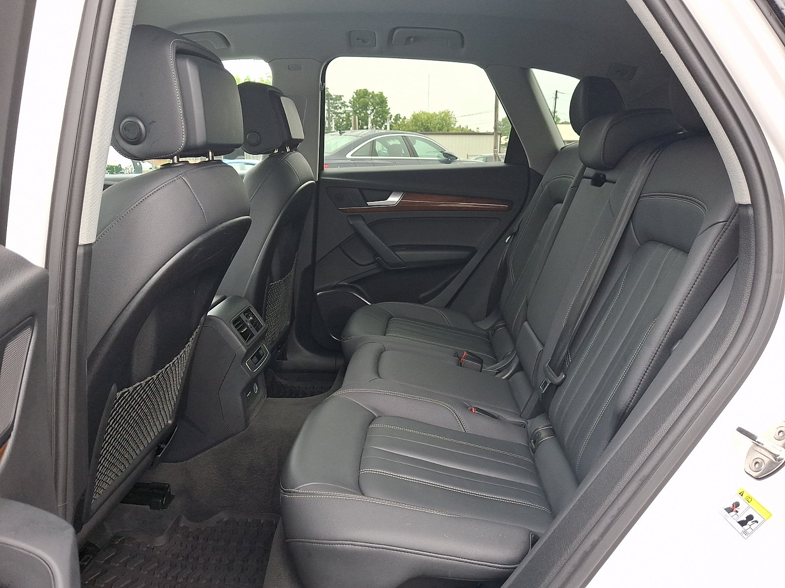 Used 2023 Audi Q5 2.0T Premium w/ Convenience Package AWD/4WD image 10