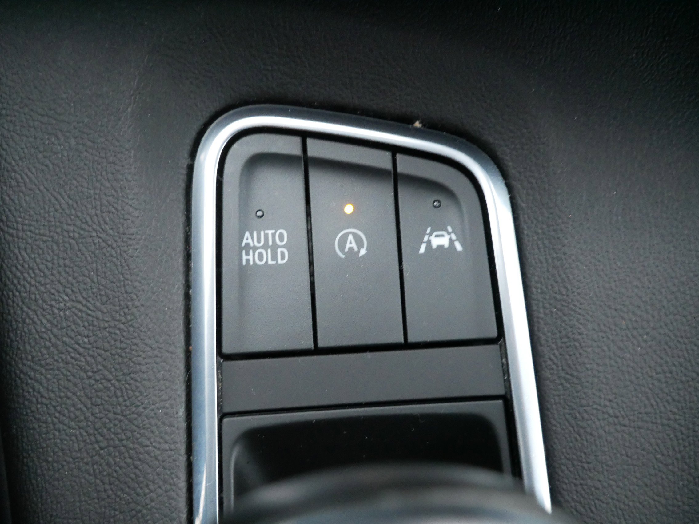 Used 2023 Cadillac Escalade Premium Luxury w/ Performance Package image 24