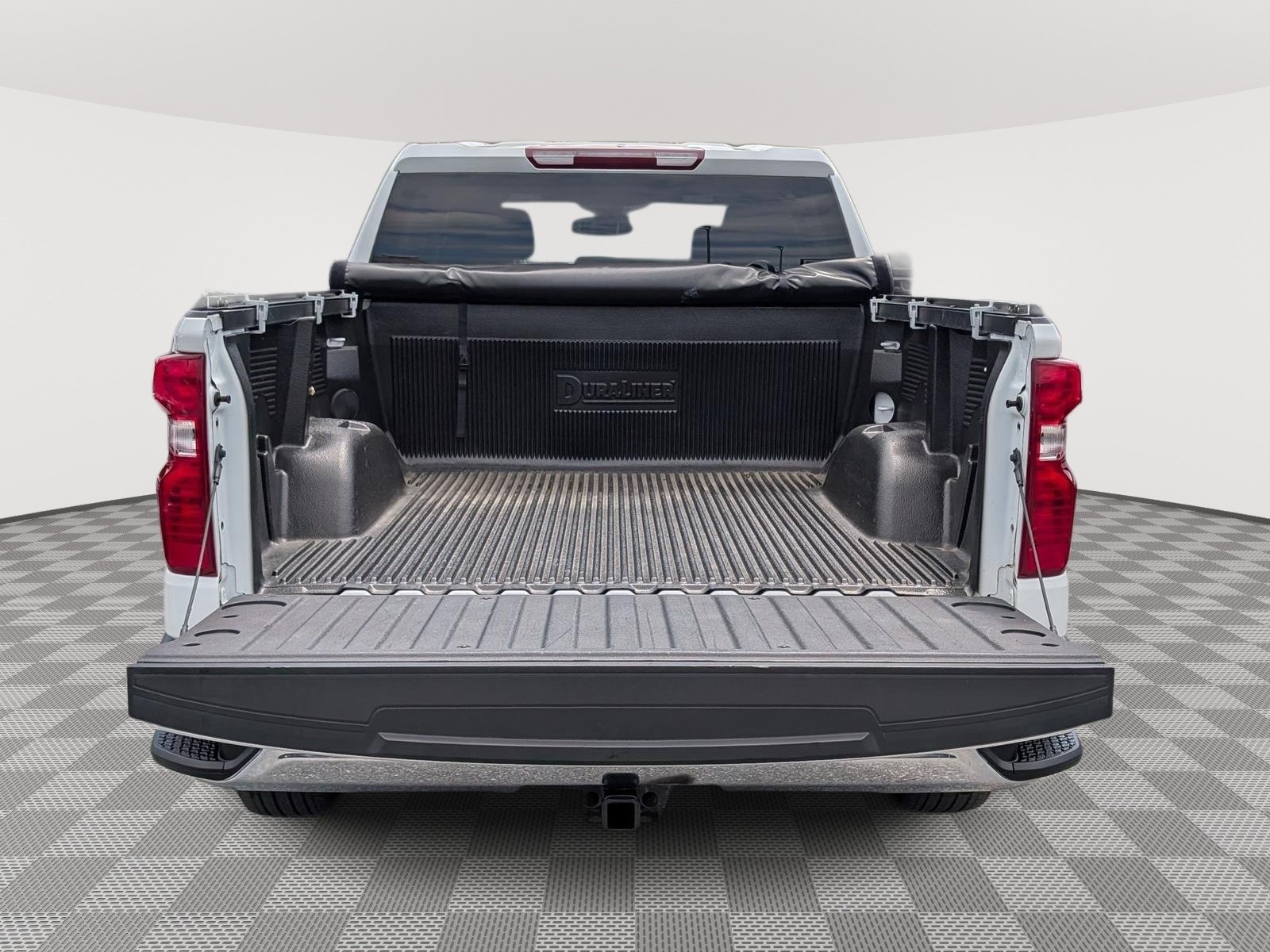 Used 2023 Chevrolet Silverado 1500 LT AWD/4WD image 13