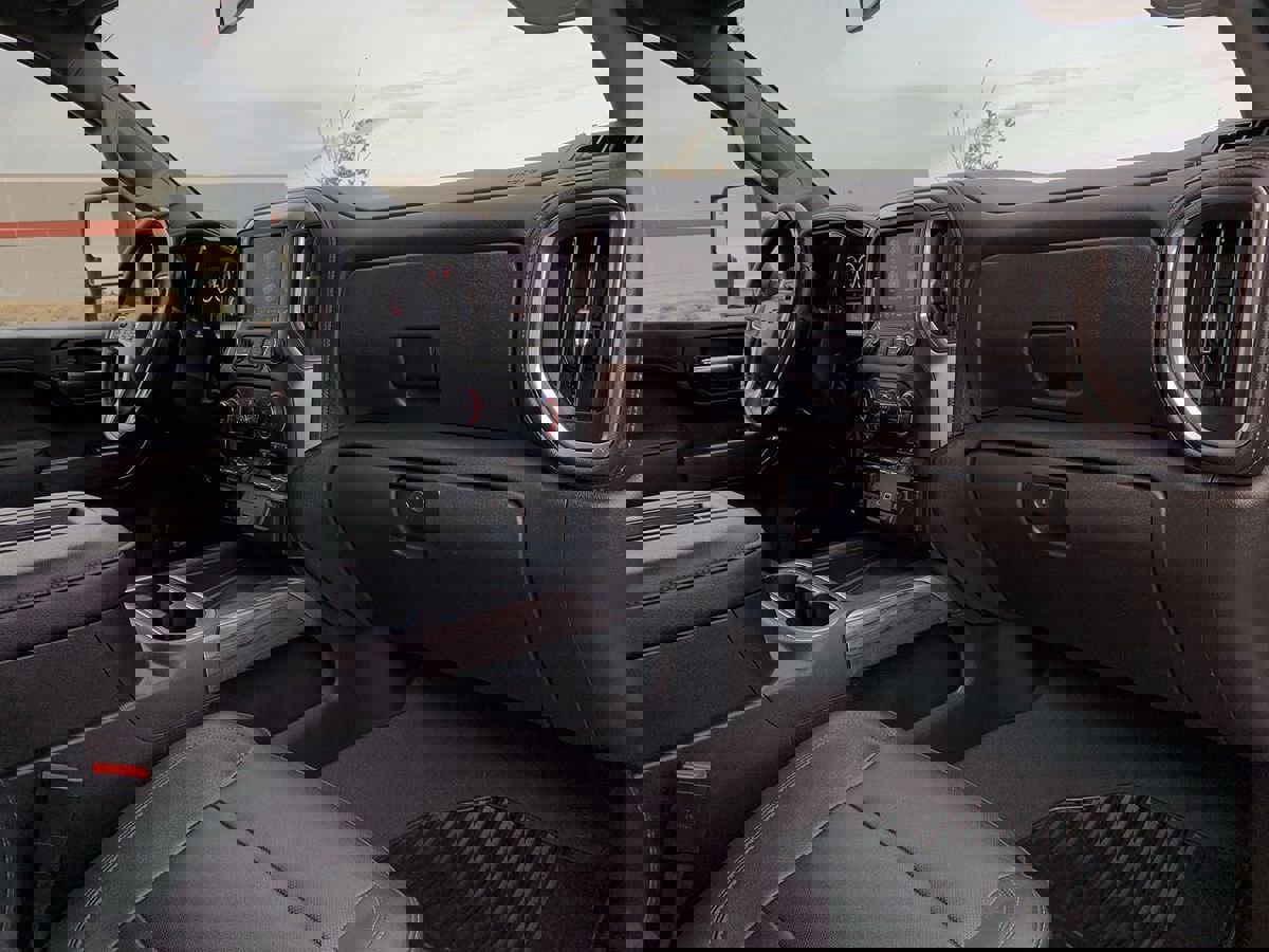 Used 2021 Chevrolet Silverado 3500 LTZ w/ LTZ Convenience Package image 33