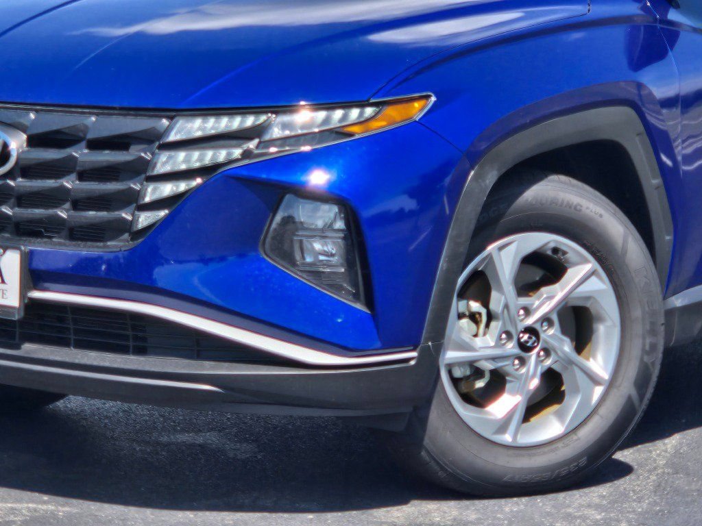 Used 2024 Hyundai Tucson SEL FWD image 2