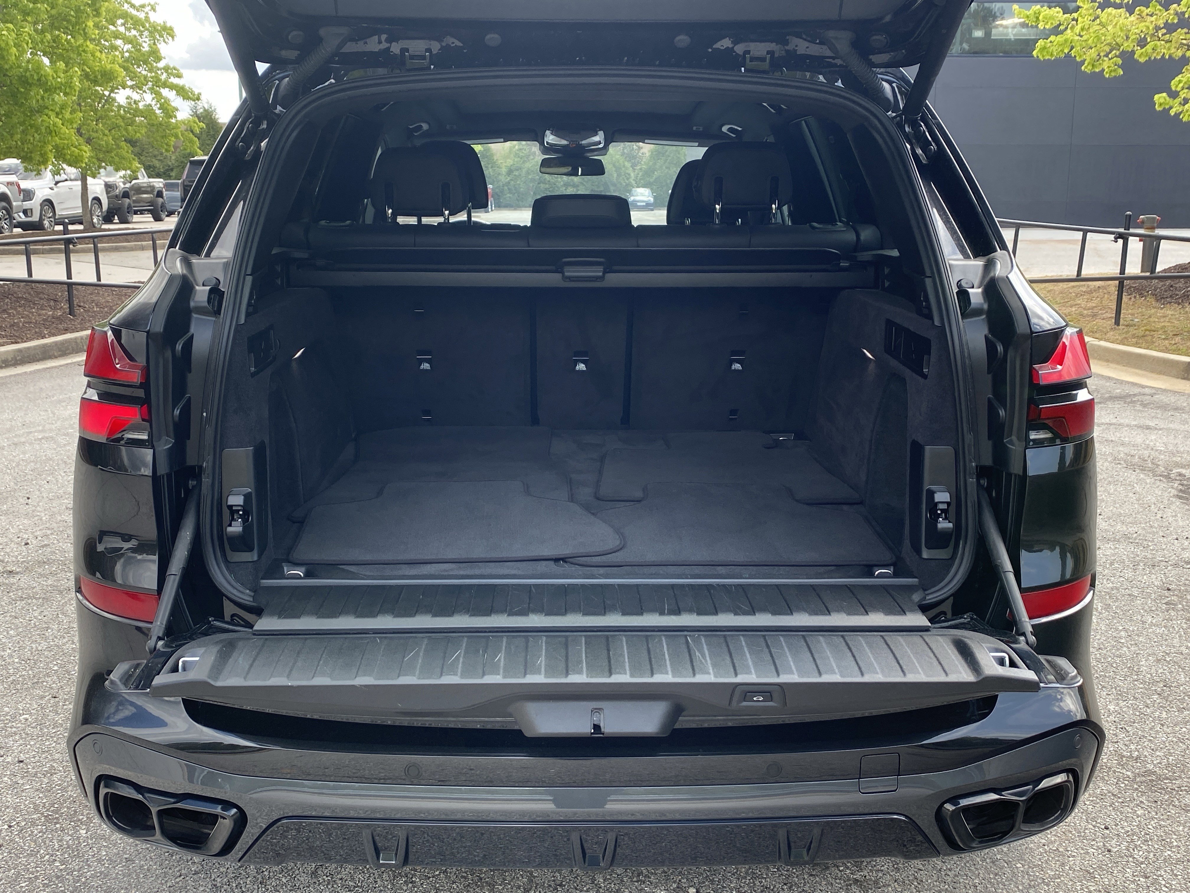 Used 2026 BMW X5 M60i image 54