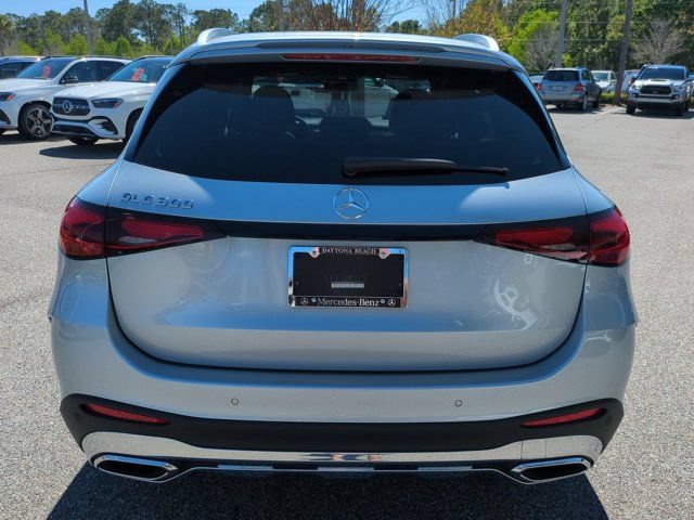 Used 2026 Mercedes-Benz GLC 300 image 5
