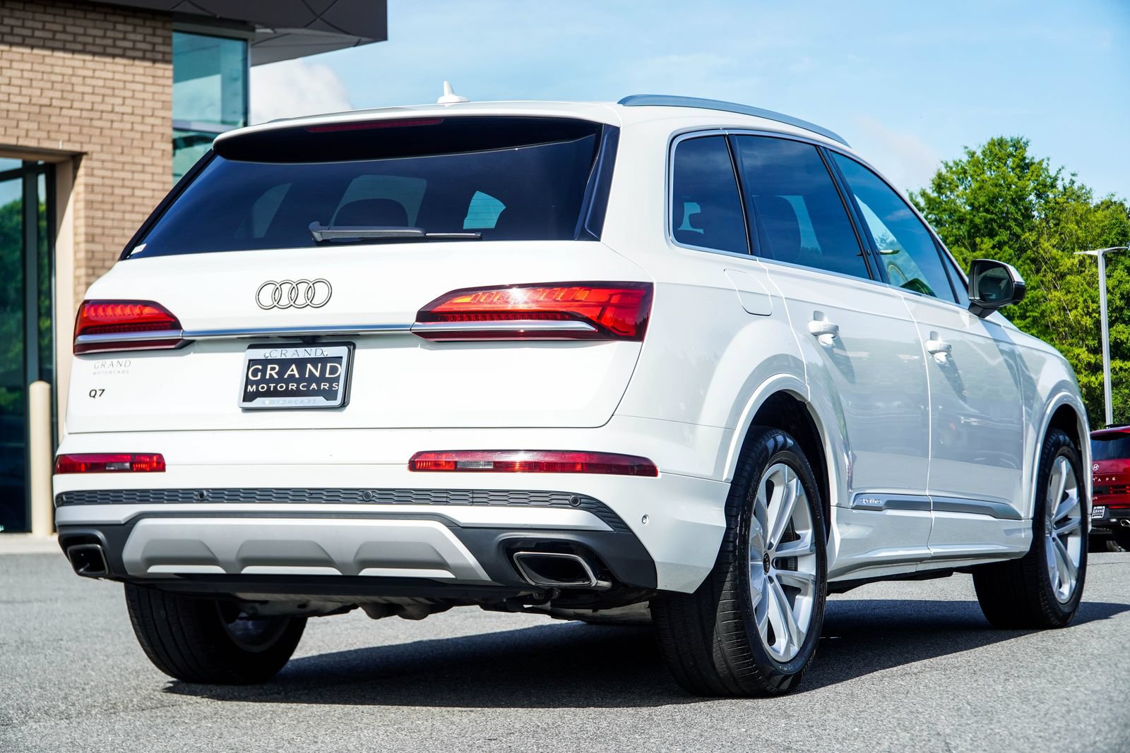 Used 2025 Audi Q7 3.0T Premium Plus AWD/4WD image 13