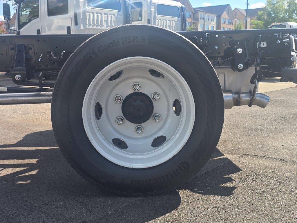 New 2027 Chevrolet Low Cab Forward RWD image 11