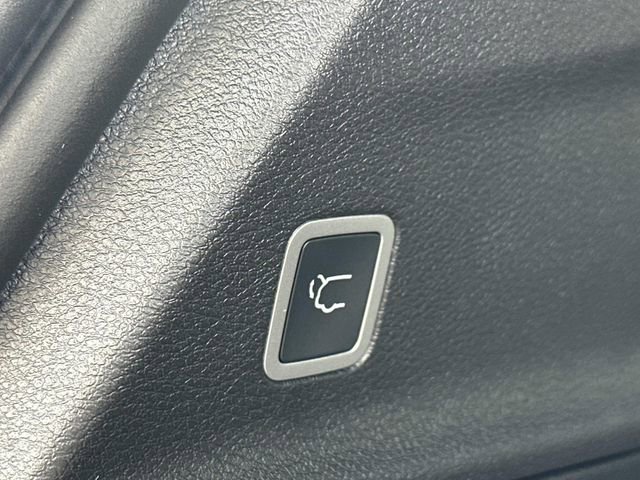 New 2026 Chrysler Pacifica Limited w/ S Appearance Package image 13