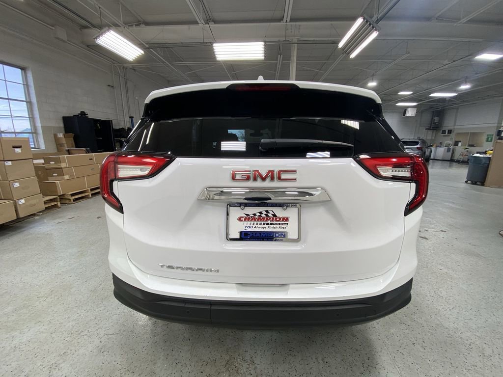 Certified 2023 GMC Terrain SLE w/ Driver Convenience Package FWD image 41