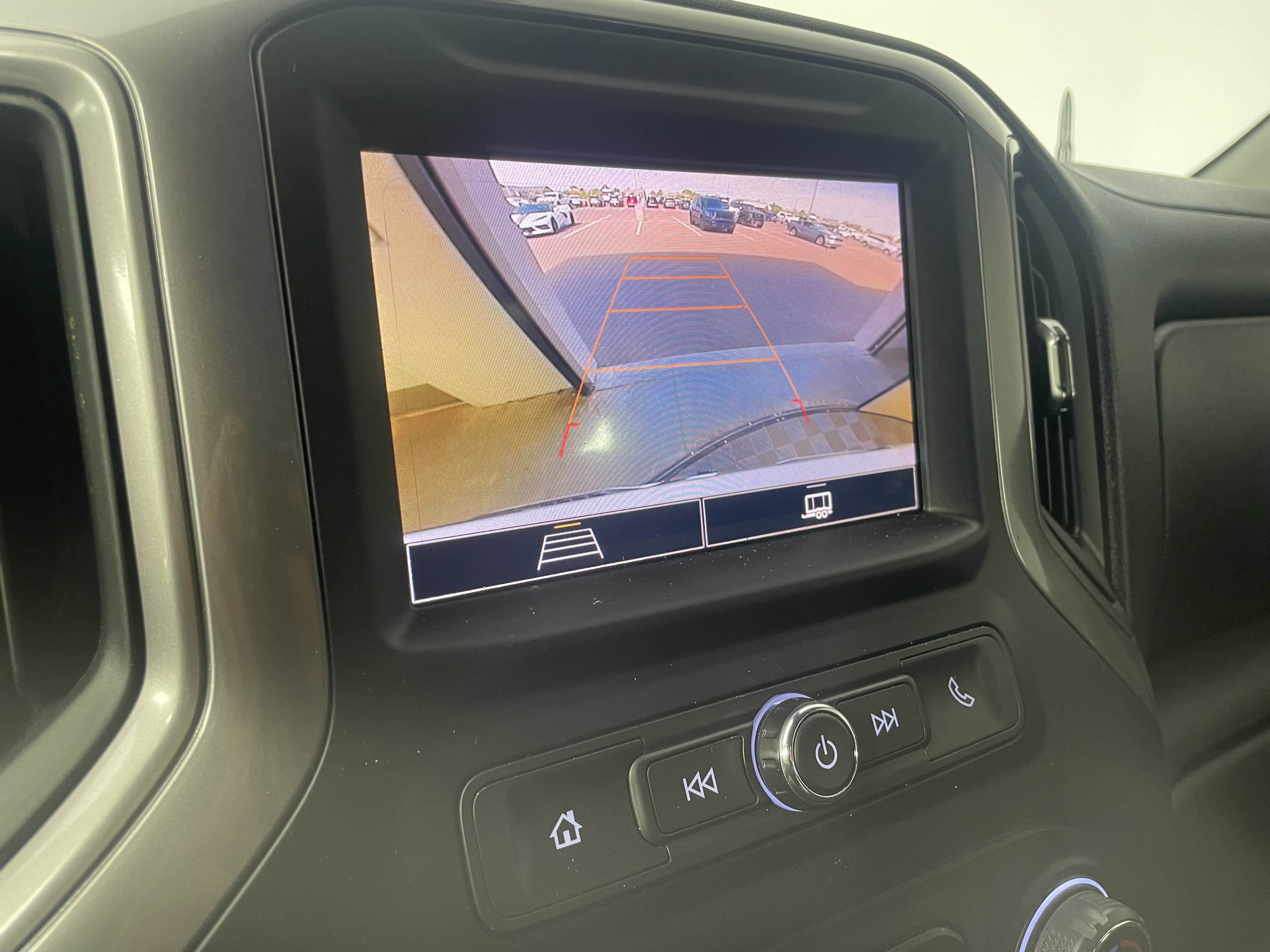Used 2022 Chevrolet Silverado 1500 Custom RWD image 18