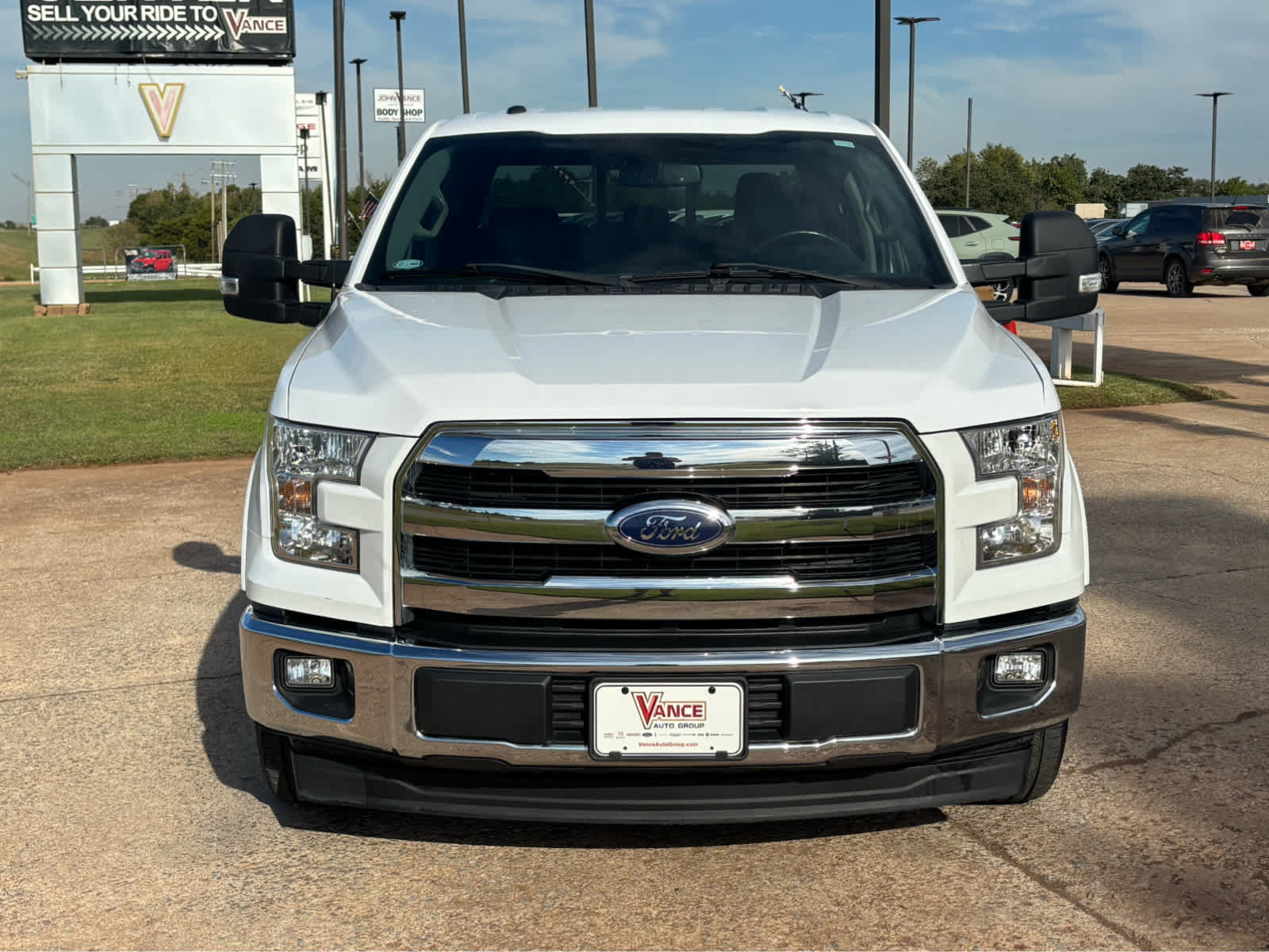 Used 2017 Ford F150 Lariat w/ Equipment Group 501A Mid RWD image 2