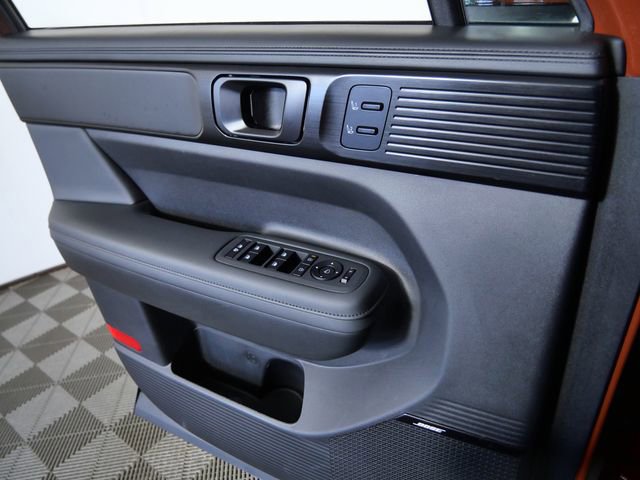 Used 2025 Hyundai Santa Fe Calligraphy AWD/4WD image 28