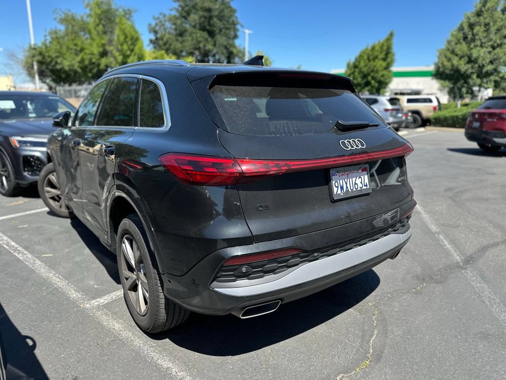 Used 2025 Audi Q5 Premium w/ Convenience Package AWD/4WD image 4