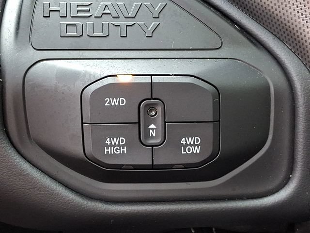 Used 2025 RAM 3500 Limited AWD/4WD image 31