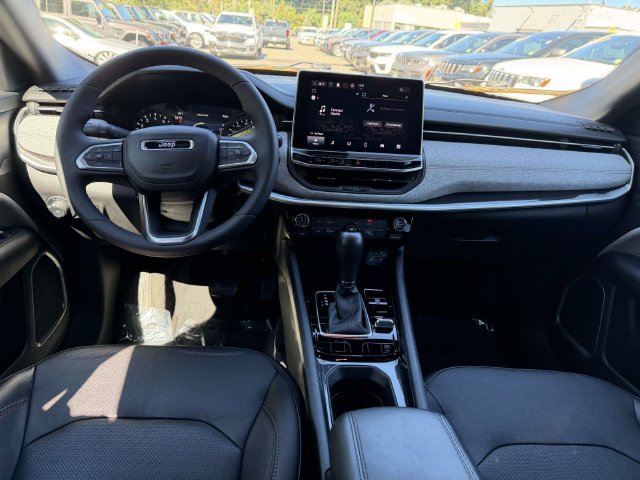 Certified 2023 Jeep Compass Latitude AWD/4WD image 21