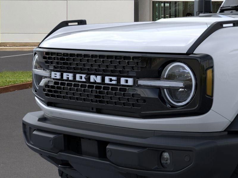 New 2025 Ford Bronco Outer Banks image 19