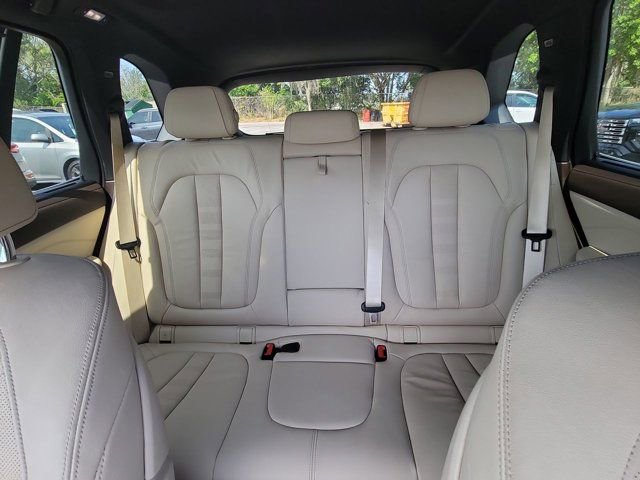 Used 2019 BMW X5 xDrive40i w/ Executive Package image 5