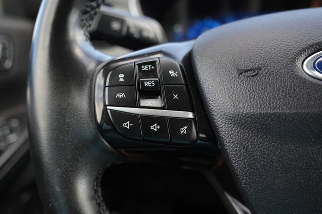 Used 2022 Ford Escape SEL w/ Technology Package FWD image 14