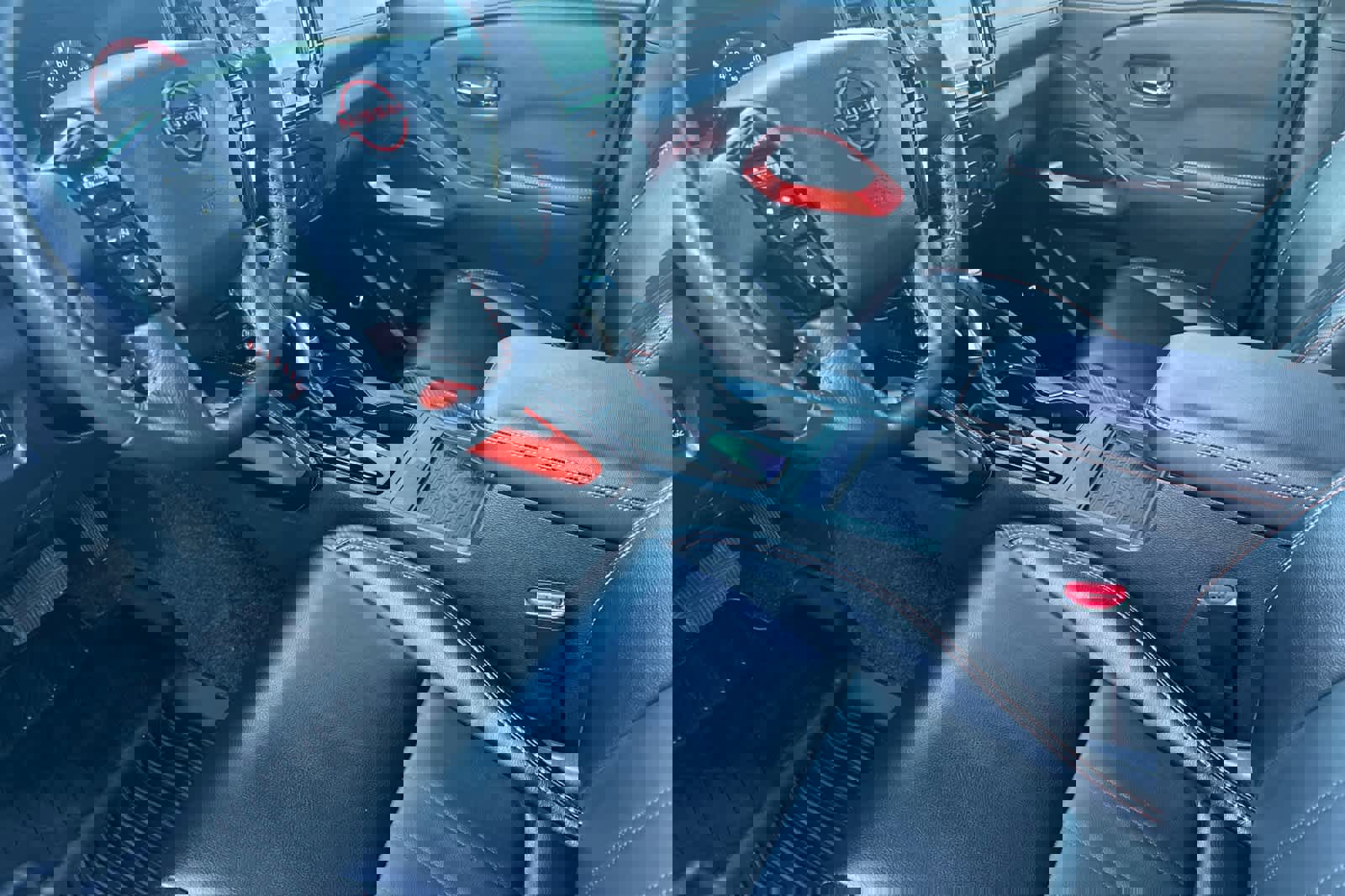 Used 2023 Nissan Frontier PRO-4X w/ Pro-4X Premium Package image 11