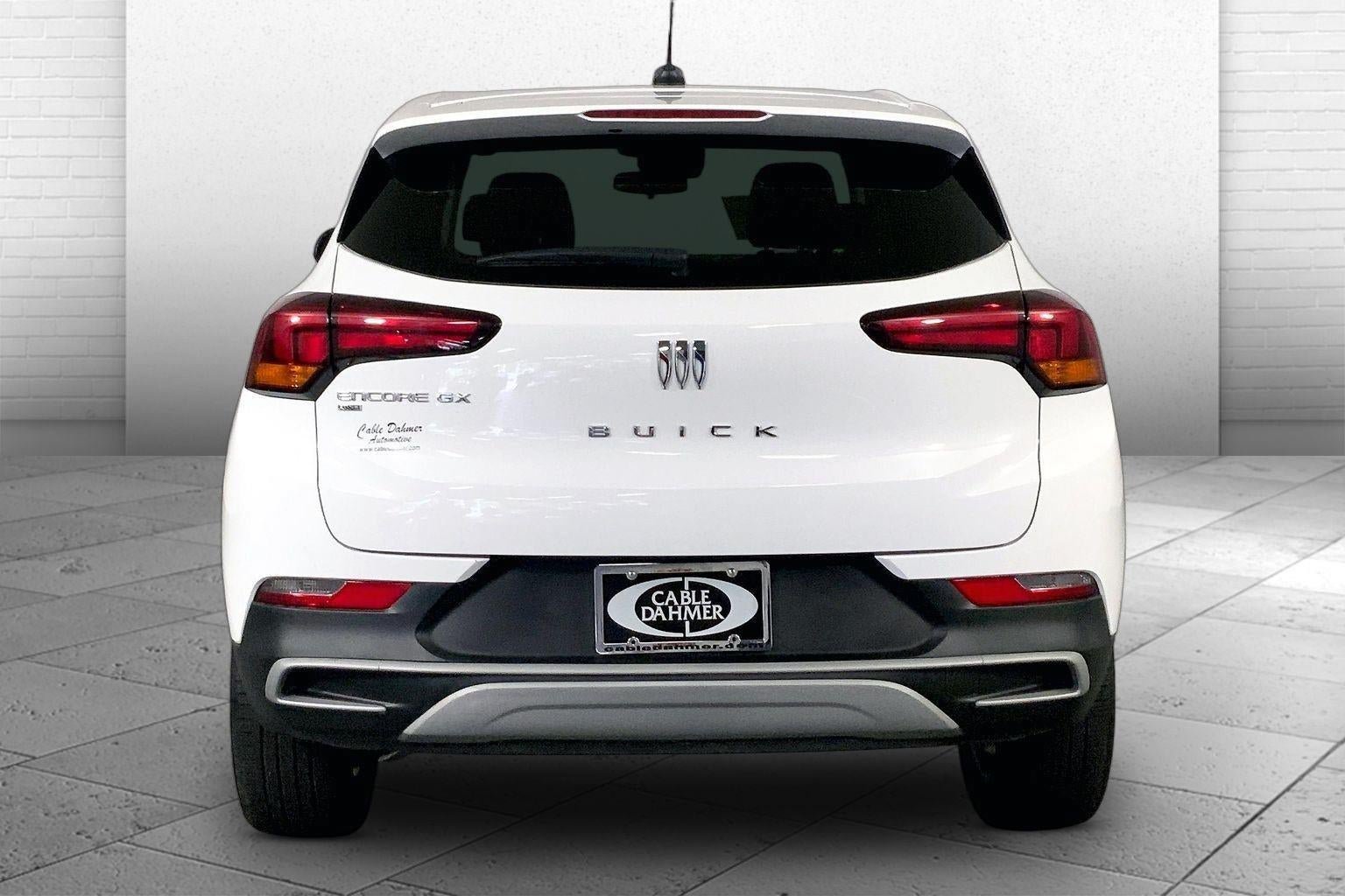 Used 2025 Buick Encore GX Preferred AWD/4WD image 3