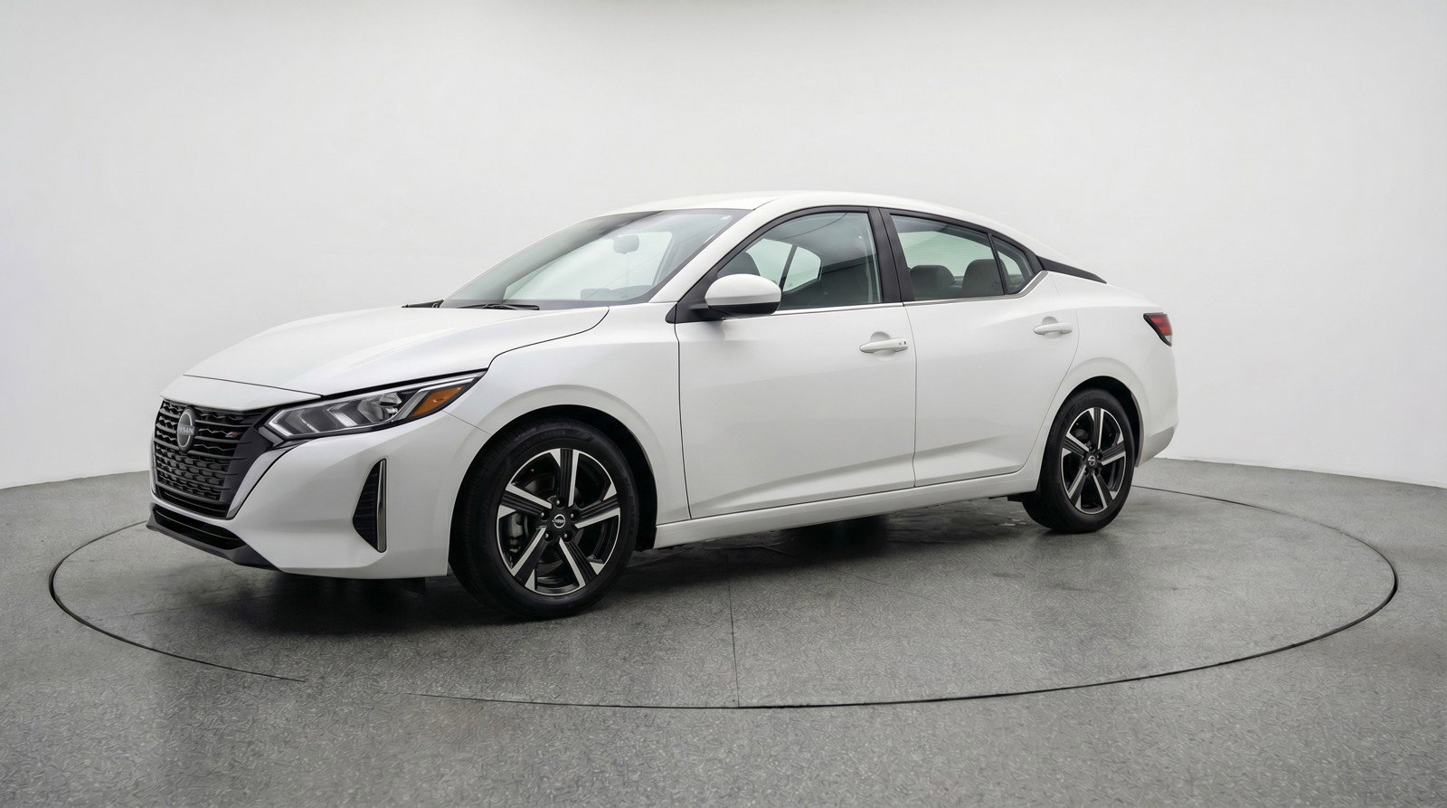 Used 2025 Nissan Sentra SV image 3