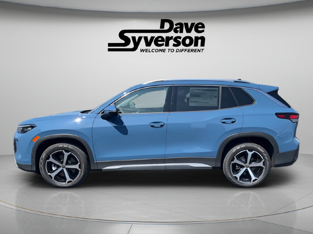 New 2026 Volkswagen Tiguan SE AWD/4WD image 2