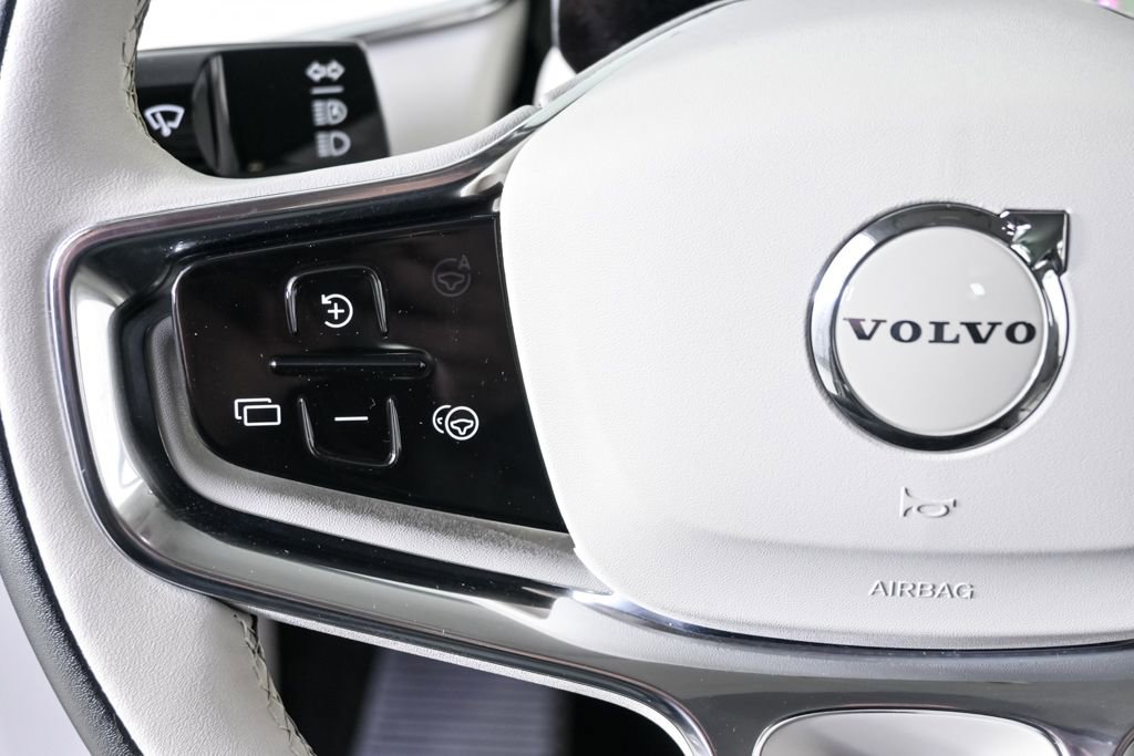 Certified 2025 Volvo EX90 Ultra AWD/4WD image 12