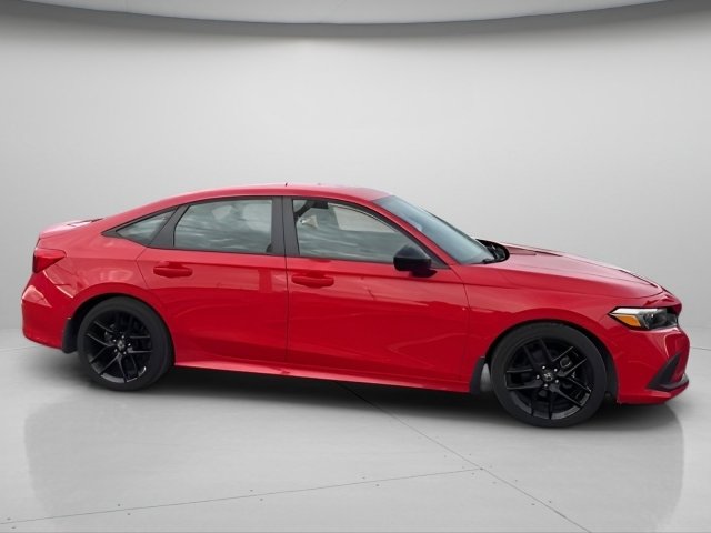 Used 2023 Honda Civic Sport image 2