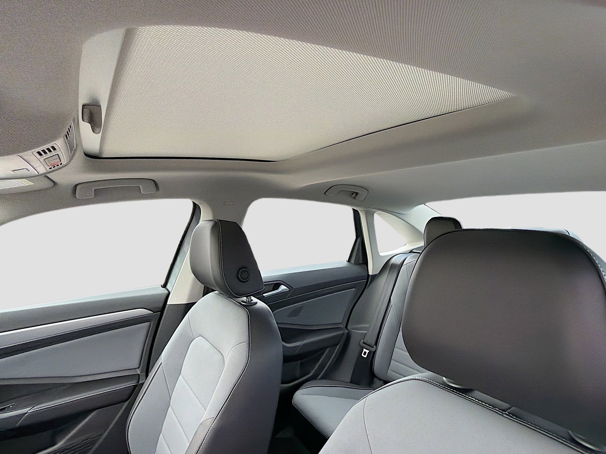 New 2026 Volkswagen Jetta SE image 25