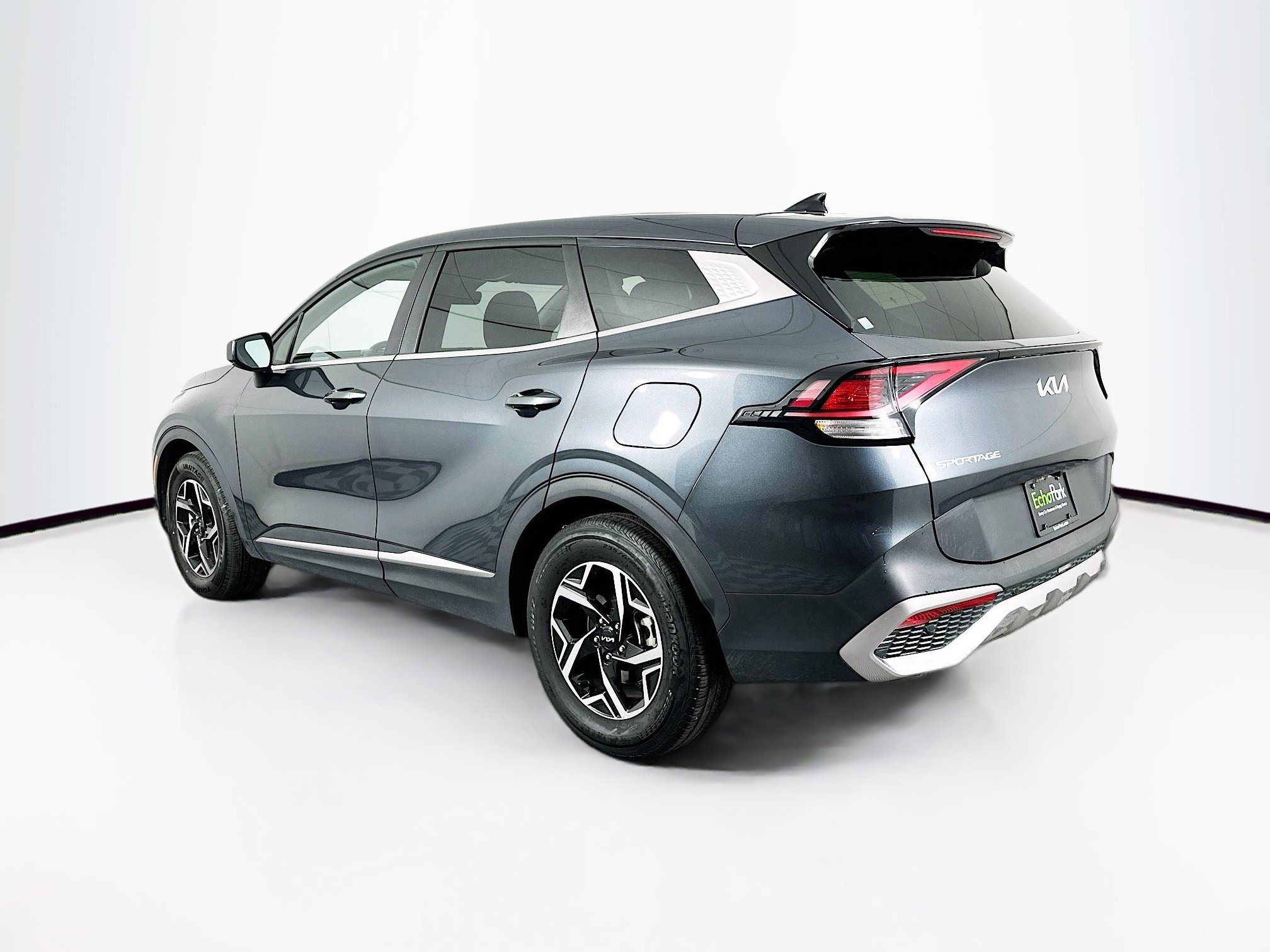 Used 2024 Kia Sportage LX image 5