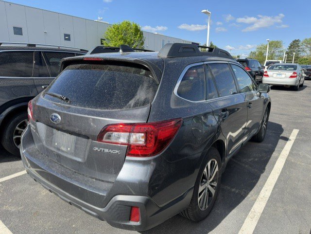Used 2018 Subaru Outback 2.5i Limited AWD/4WD image 8