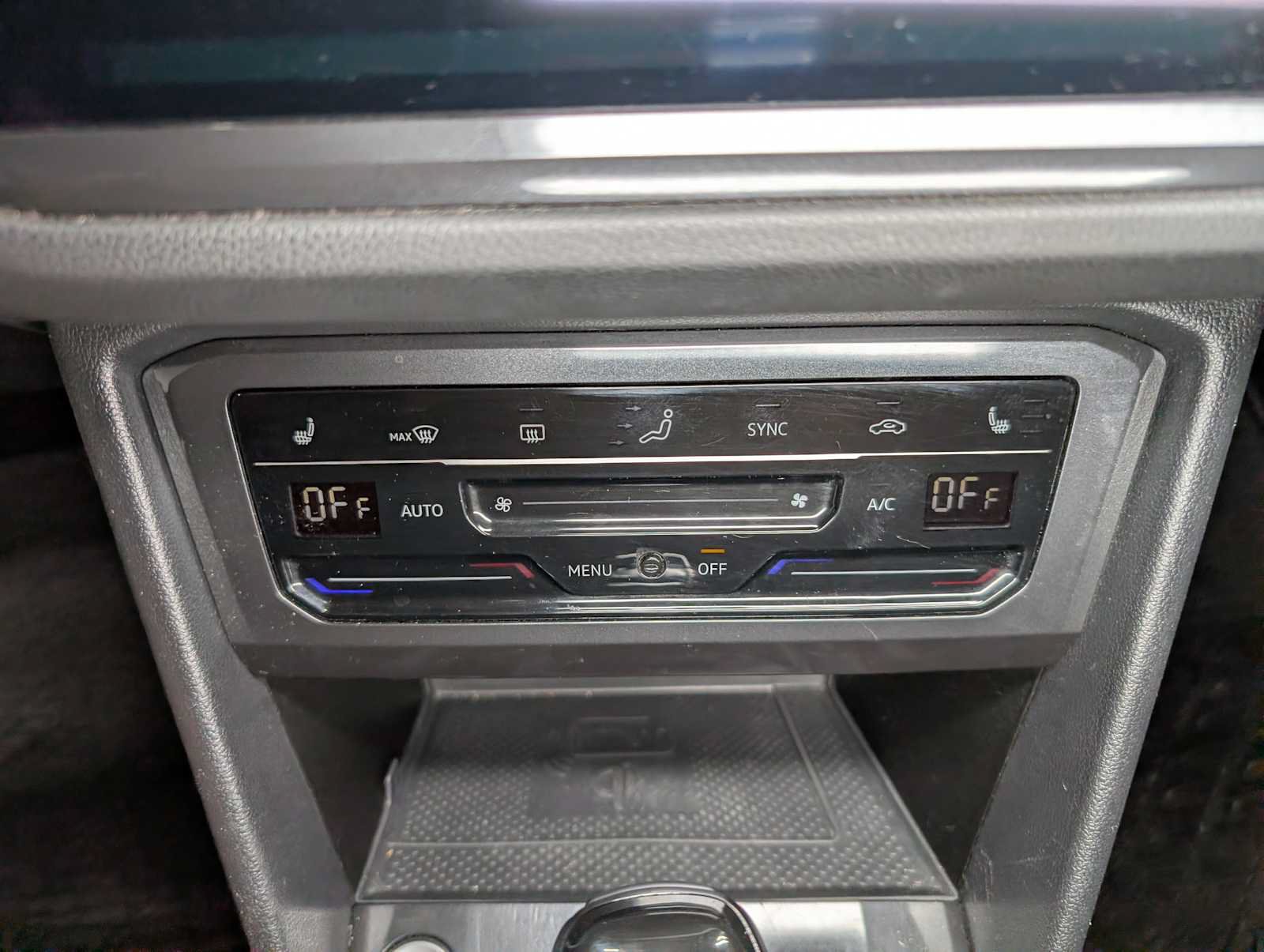 Used 2022 Volkswagen Tiguan SE R-Line AWD/4WD image 33
