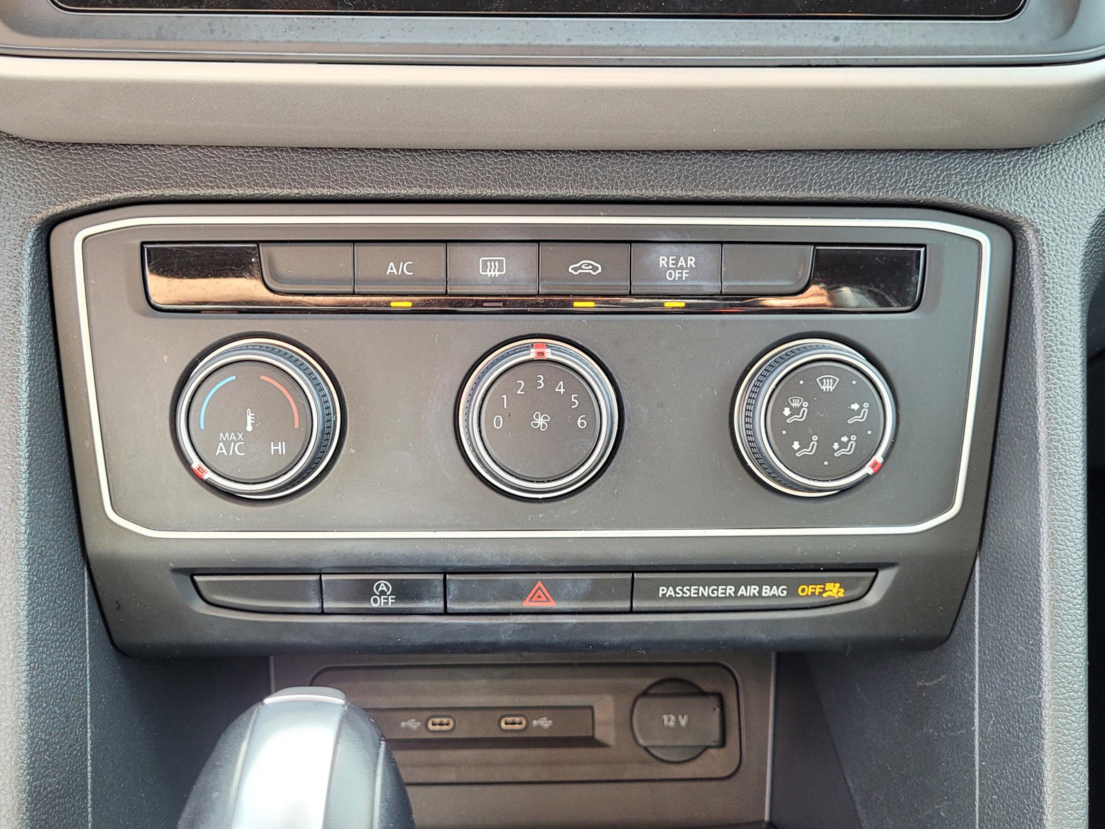 Used 2020 Volkswagen Atlas S w/ Towing Package image 18