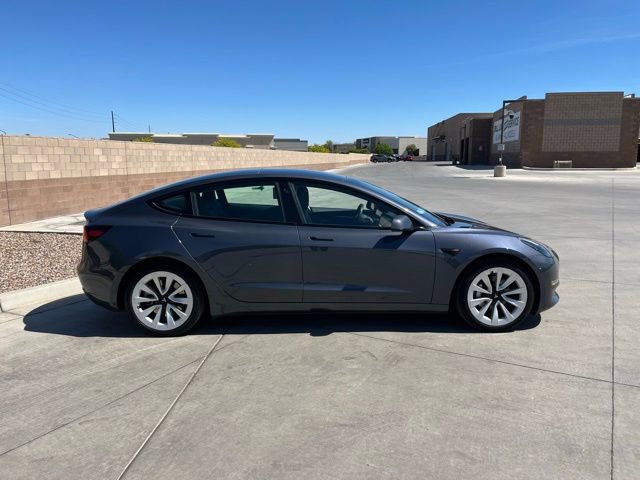 Used 2023 Tesla Model 3 Standard Range image 3
