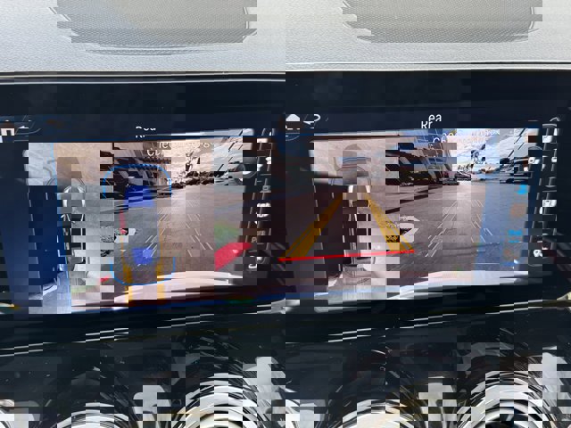 Used 2024 Mercedes-Benz GLB 35 AMG 4MATIC image 22