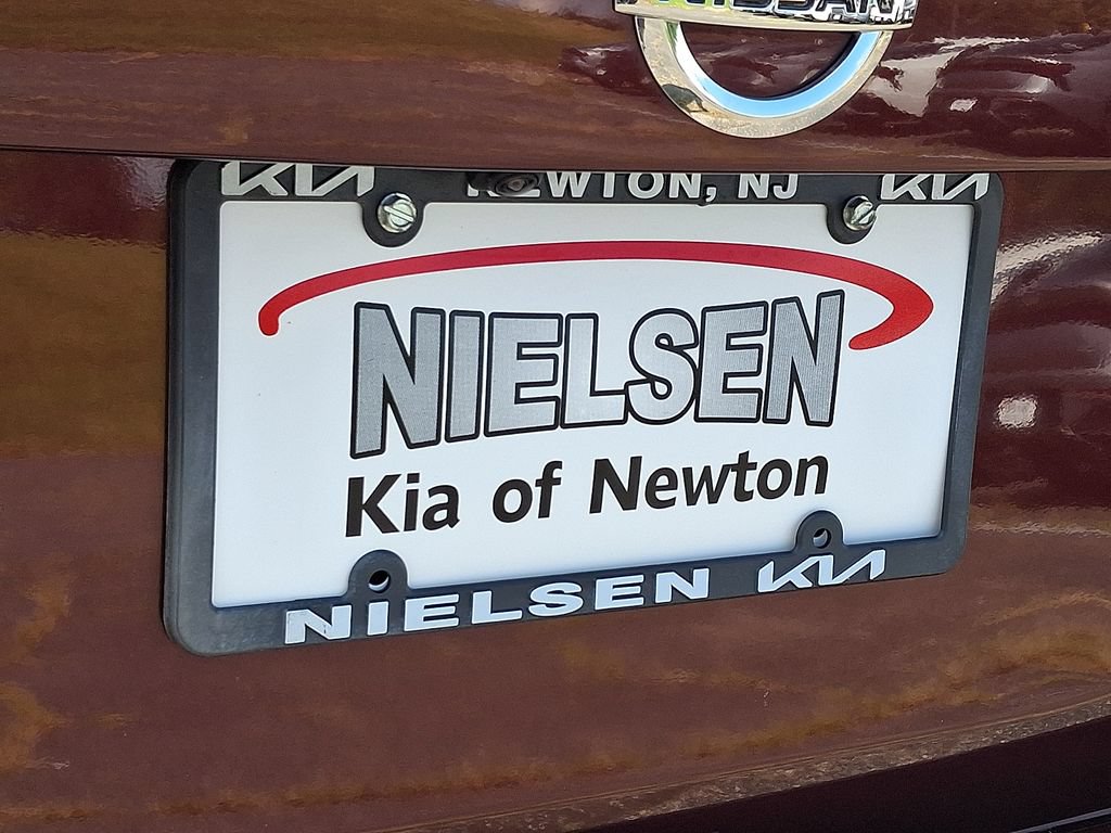 Used 2022 Nissan Sentra SV w/ SV Premium Package FWD image 33