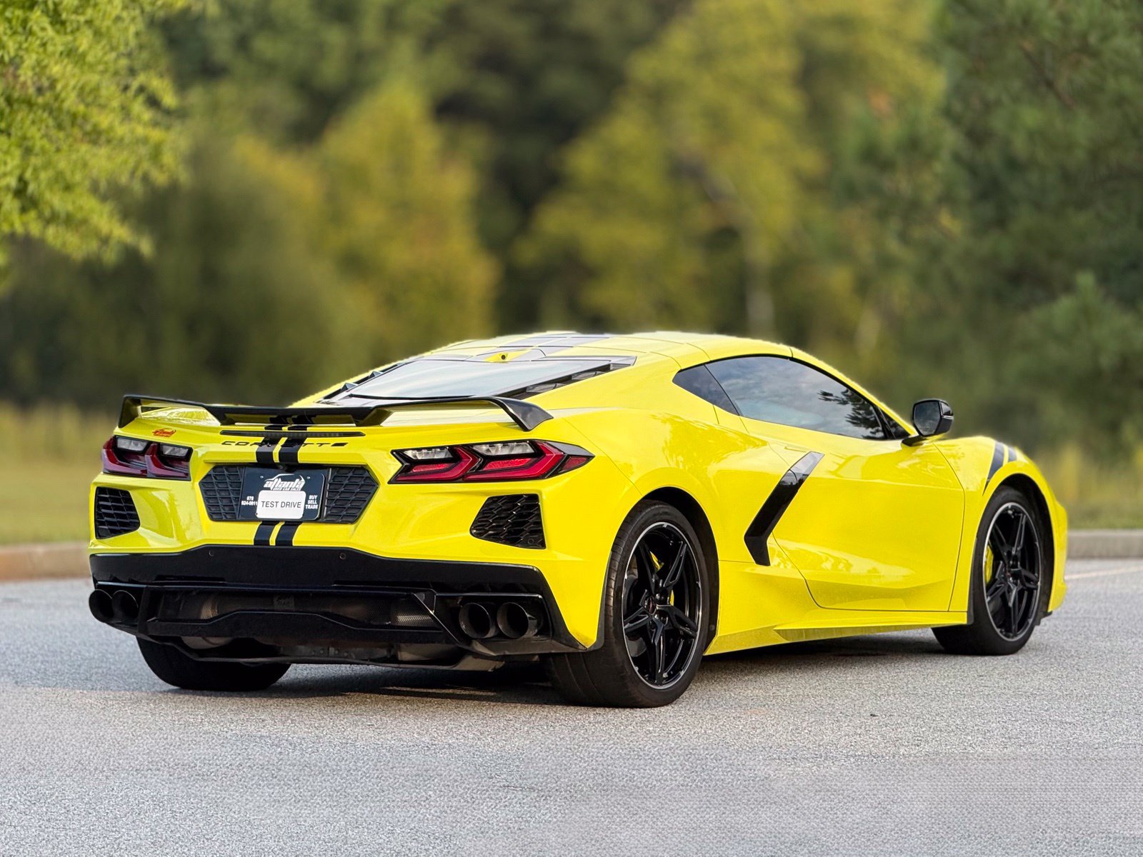Used 2021 Chevrolet Corvette Stingray Preferred Cpe w/ Battery Protection Package RWD image 11