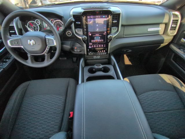 Certified 2025 RAM 3500 Big Horn AWD/4WD image 14